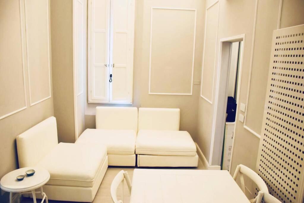 Suite Nico Bologna Centro エクステリア 写真