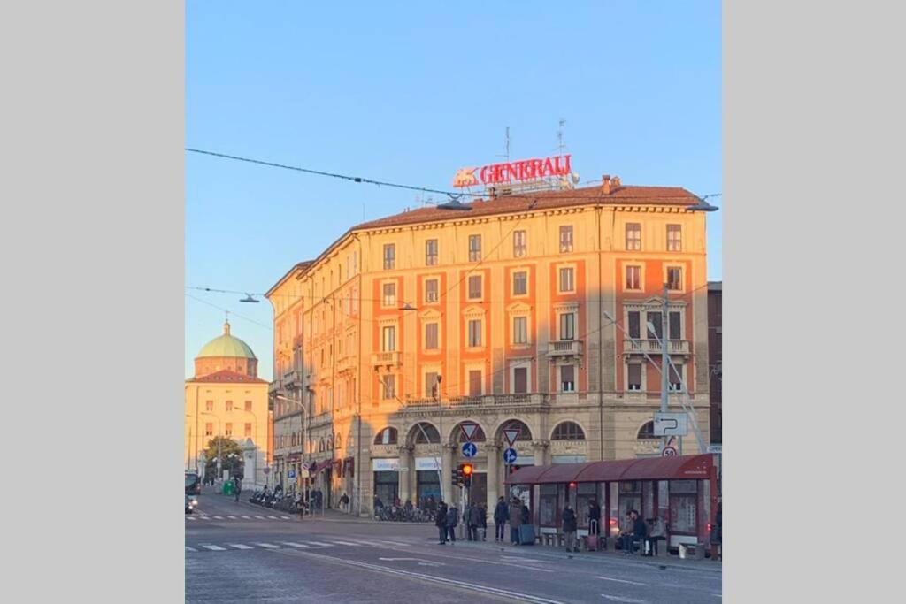 Suite Nico Bologna Centro エクステリア 写真
